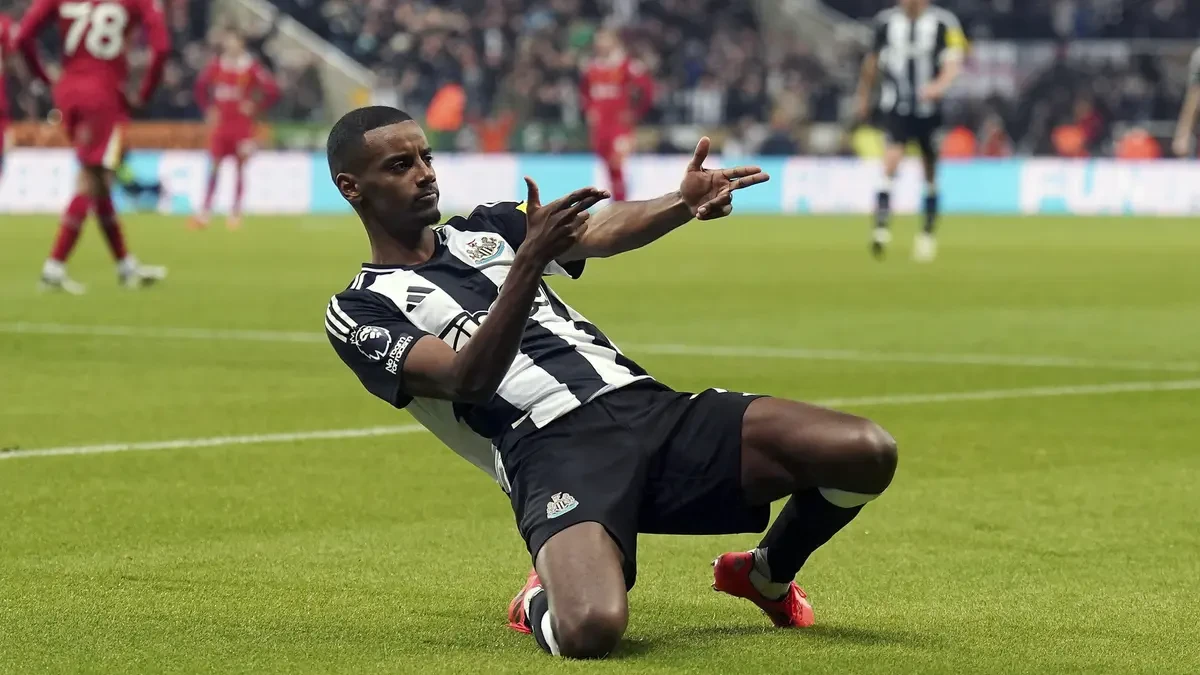 Gagal ke Liverpool, Isak Minta Naik Gaji Selangit di Newcastle