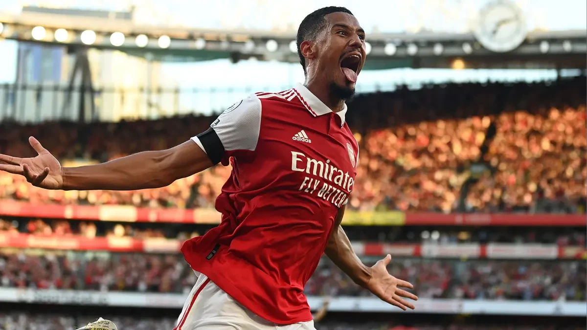 Arsenal Banyak Beli Pemain, Saliba Pede Raih Trofi!