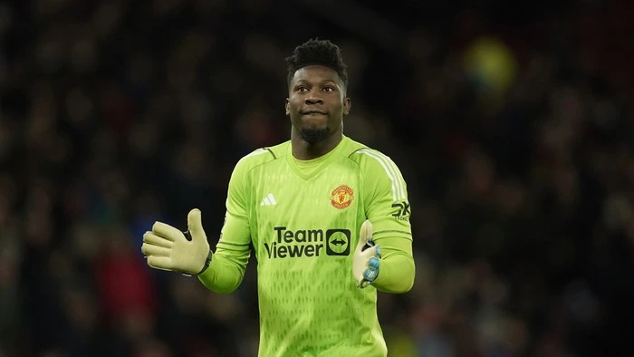 Onana Tahu Diri, Waktunya di MU Sudah Habis